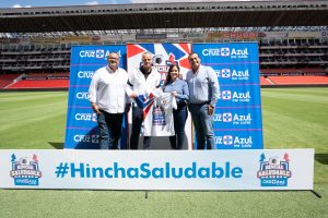 Farmacias Cruz Azul y Liga Deportiva Universitaria de Quito promueven campaña “Hincha Saludable“