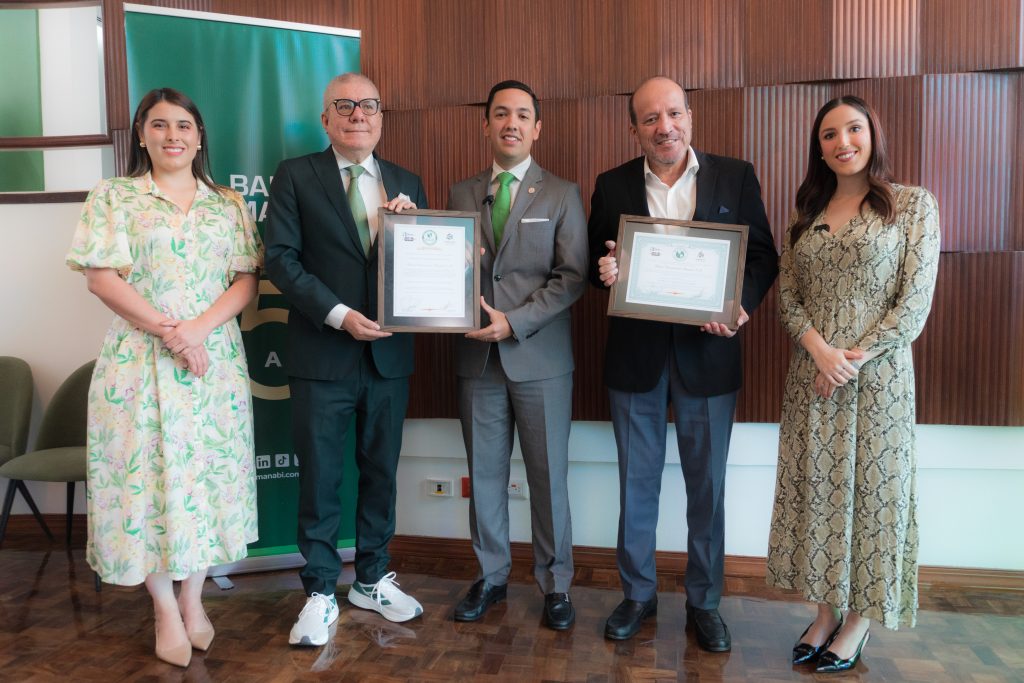 Banco Manabí obtiene certificación internacional como institución Carbono Neutro