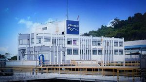 INTERAGUA RATIFICA QUE, EL AGUA QUE PRODUCE Y DISTRIBUYE CUMPLE RIGUROSAMENTE CON TODOS LOS ESTÁNDARES DE CALIDAD ESTABLECIDOS EN LA NORMATIVA NACIONAL Y LAS RECOMENDACIONES INTERNACIONALES DE LA ORGANIZACIÓN MUNDIAL DE LA SALUD (OMS).