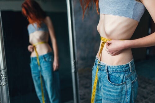 ANOREXIA: CAUSAS, SÍNTOMAS Y EFECTOS EN LA SALUD