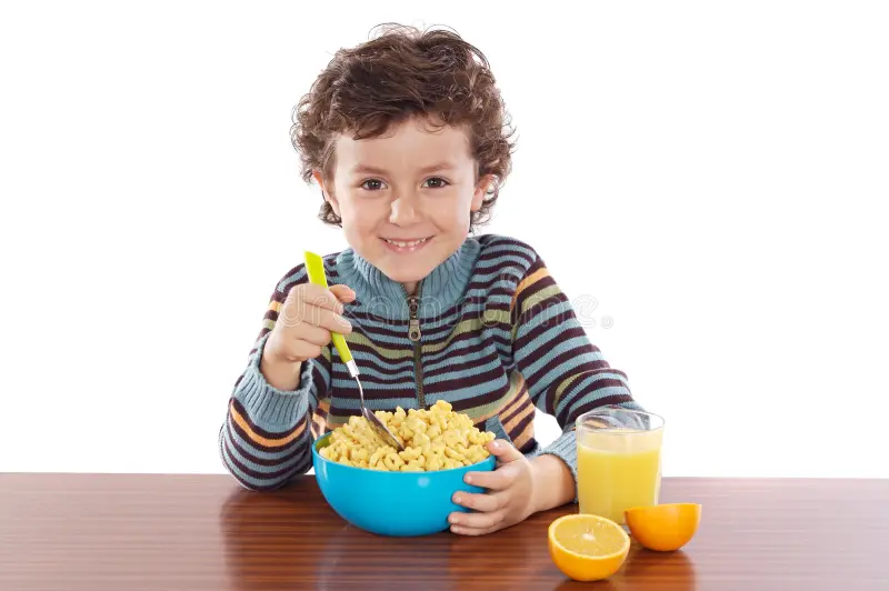 ¿QUÉ HACER CUANDO LOS NIÑOS NO QUIEREN DESAYUNAR?