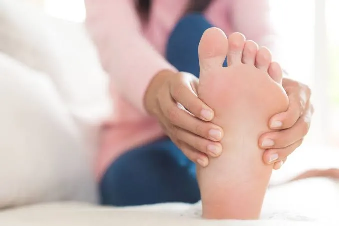 ¿PARA QUÉ SIRVEN LAS HUELLAS DE LA PLANTA DE LOS PIES? LA CIENCIA EXPLICA SU FUNCIÓN